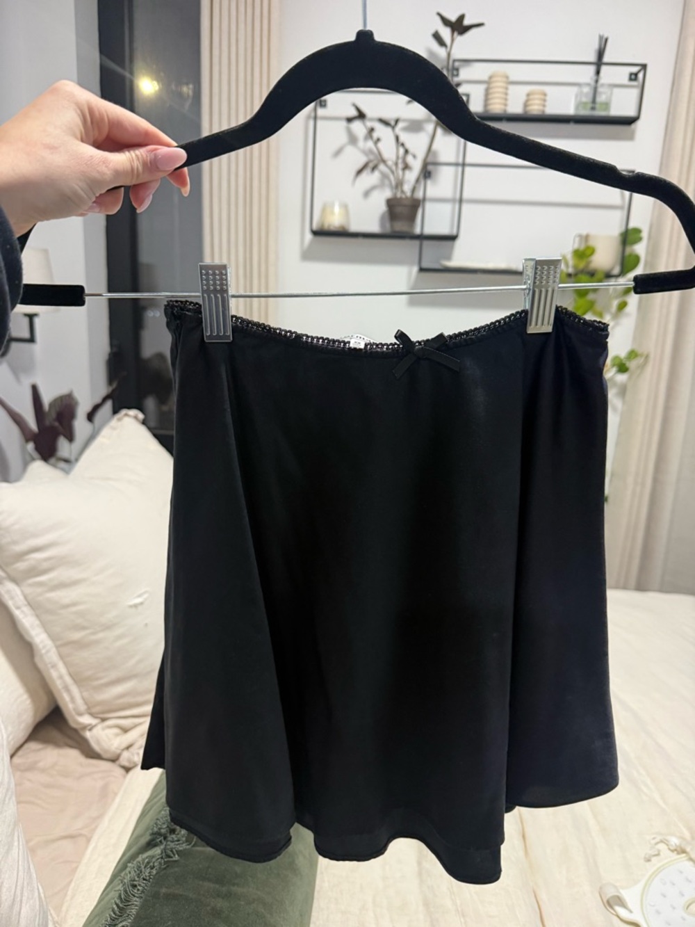 Black silk Women's Mini Skirt - reformation